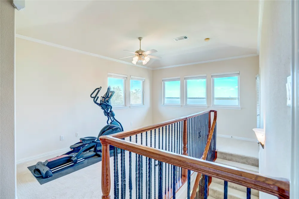 1132 Mallard Pointe Drive Grand Prairie, TX 75104