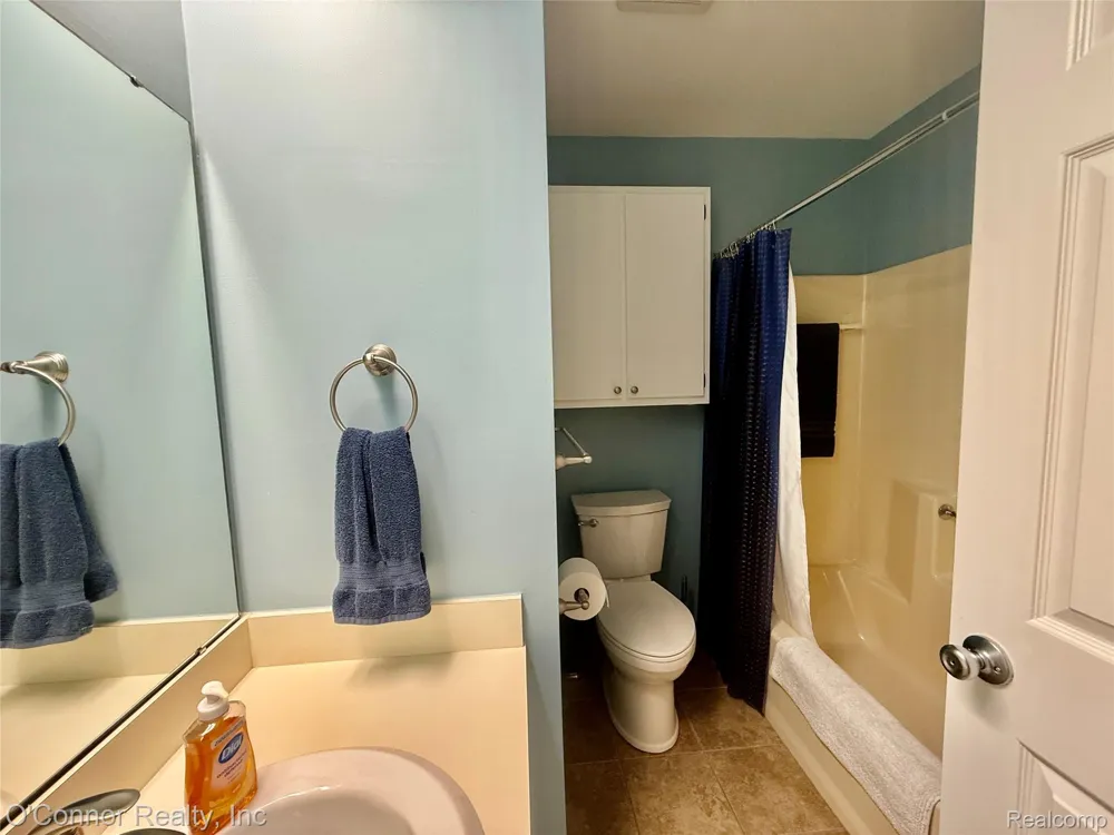 1660 River Road #19 Marysville City, MI 48040