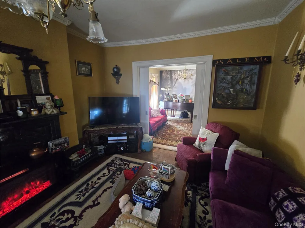 25 Delaware Street Port Jervis, NY 12771