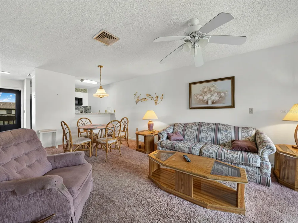 900 AVENUE Z SE #D6 Winter Haven, FL 33880