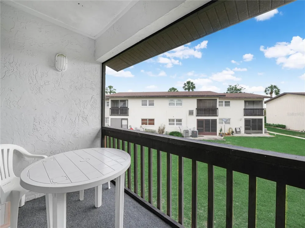 900 AVENUE Z SE #D6 Winter Haven, FL 33880