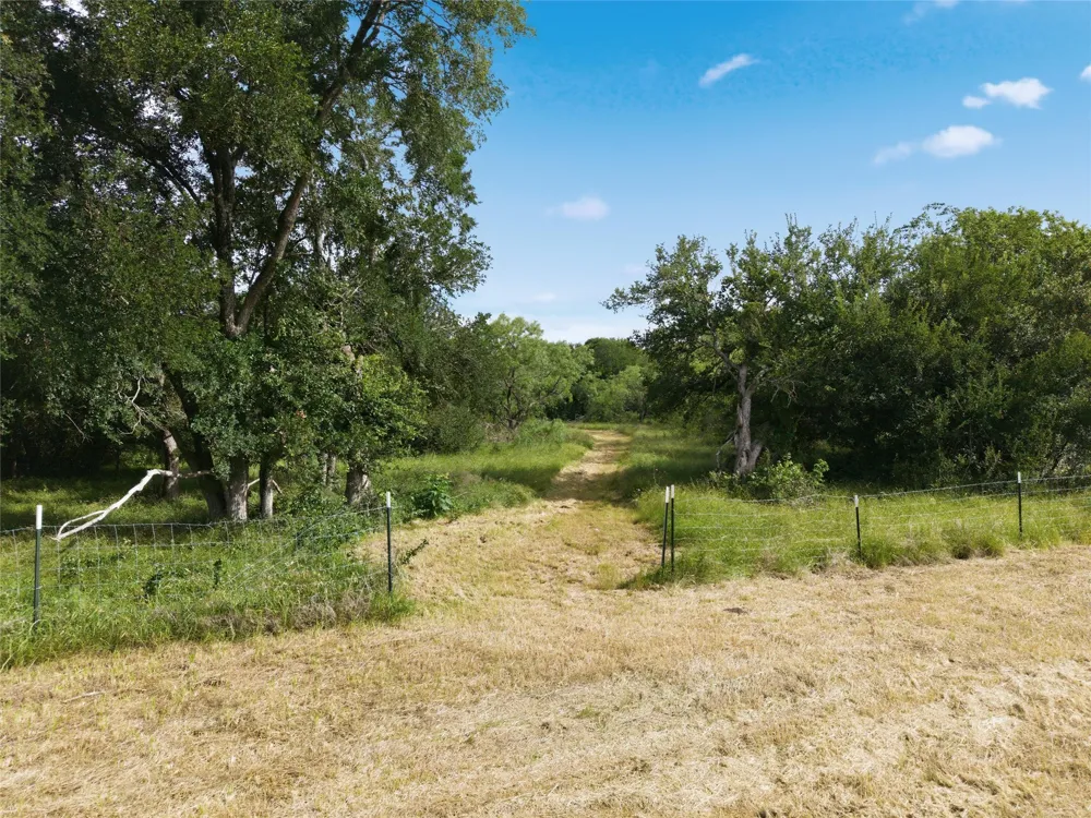 1898 Mt Moriah Road Riesel, TX 76682