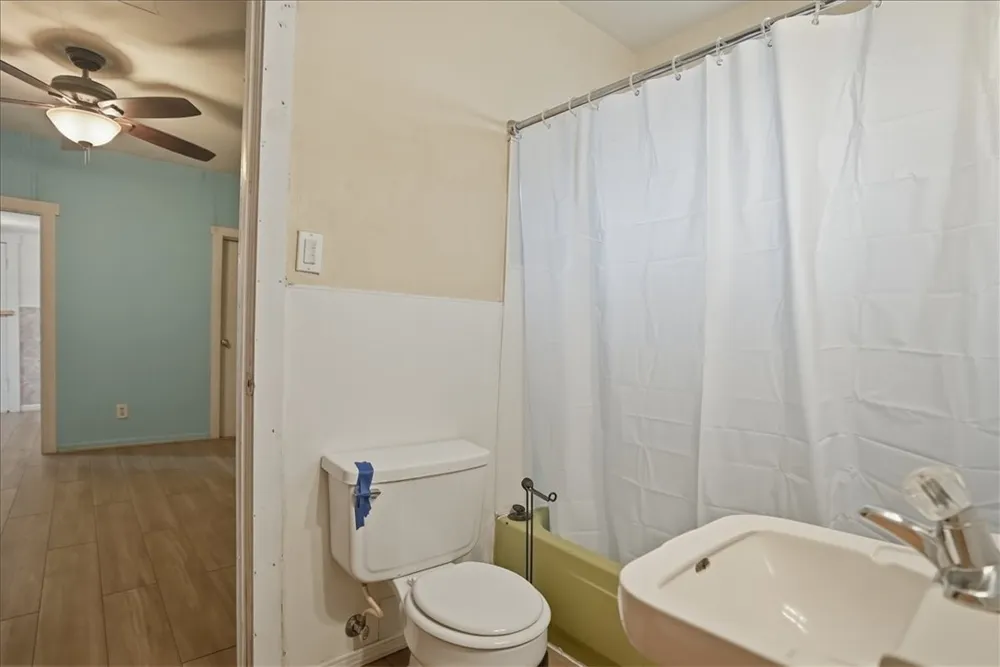 201 S Alta Vista Street Beeville, TX 78102