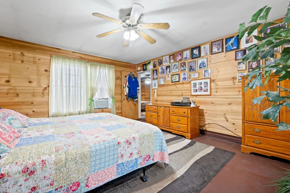 1550 Highway 2318 De Leon, TX 76444