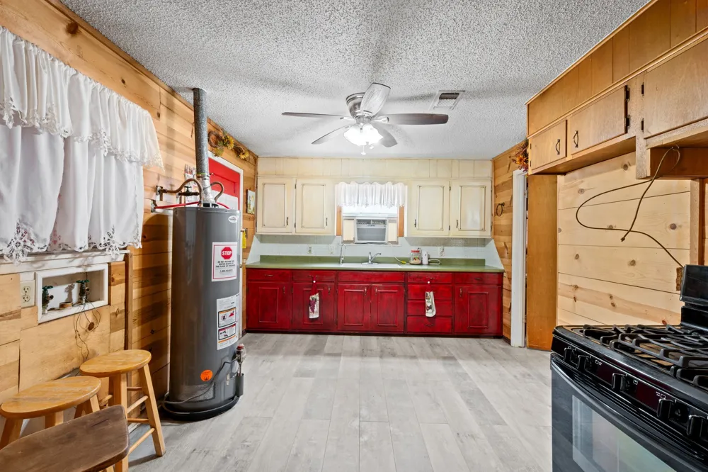 1550 Highway 2318 De Leon, TX 76444