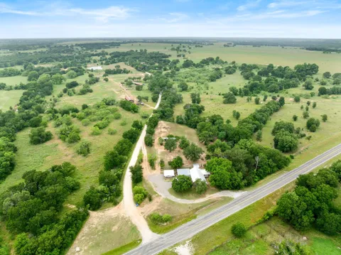 1550 Highway 2318
