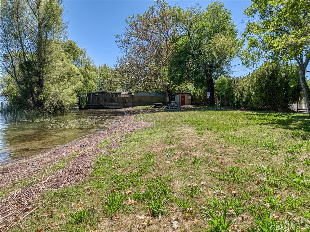 2776 Lizzy Lakeport, CA 95453