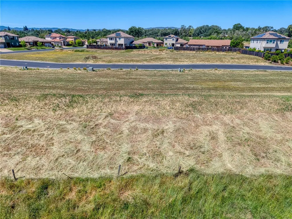 2776 Lizzy Lakeport, CA 95453
