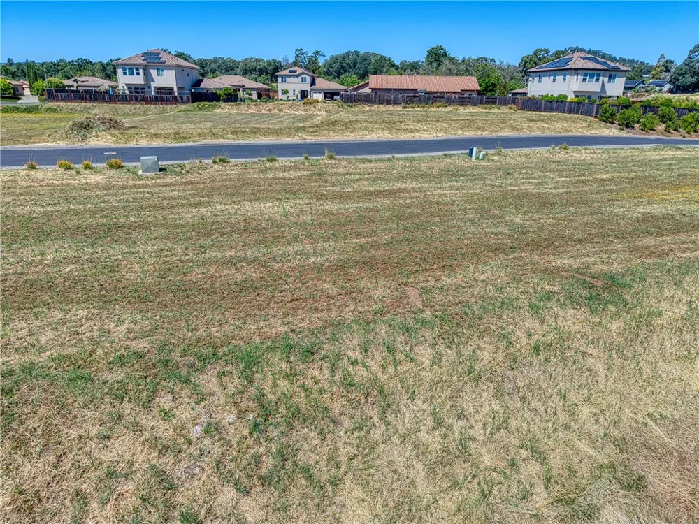 2776 Lizzy Lakeport, CA 95453