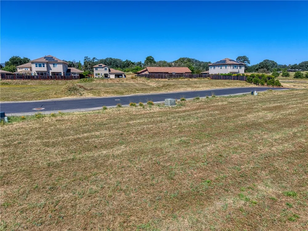 2770 Lizzy Lane Lakeport, CA 95453