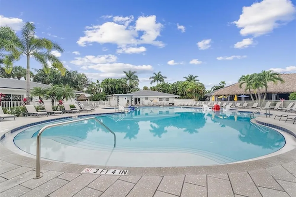 147 S Cortez Dr Margate, FL 33068