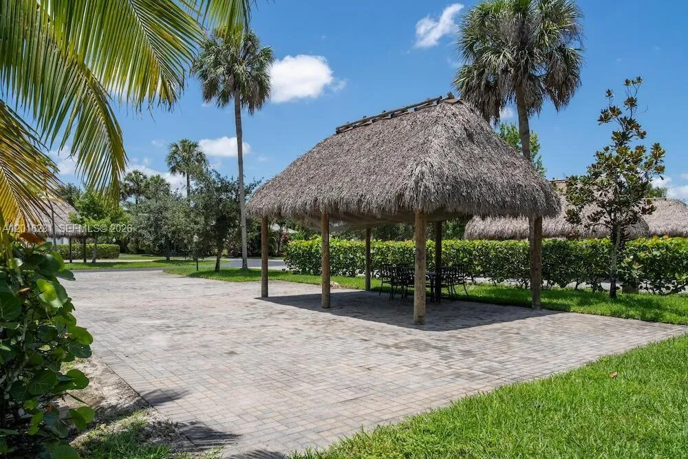 147 S Cortez Dr Margate, FL 33068