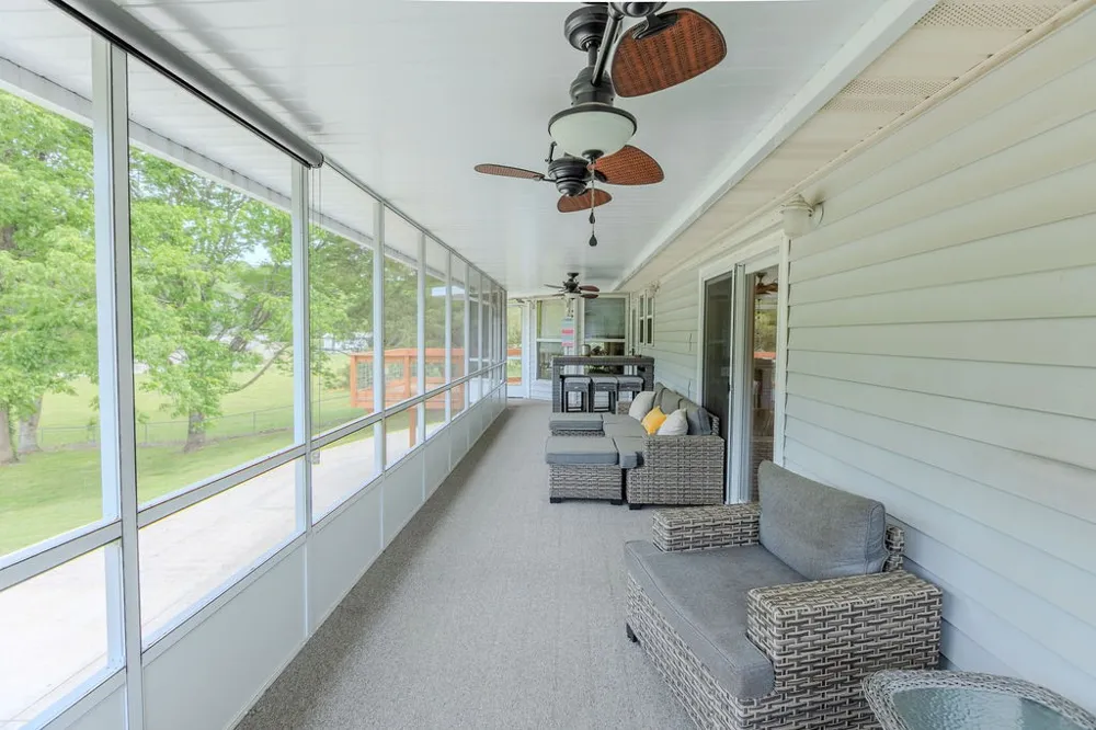 263 River Oaks Drive Sparta, TN 38583
