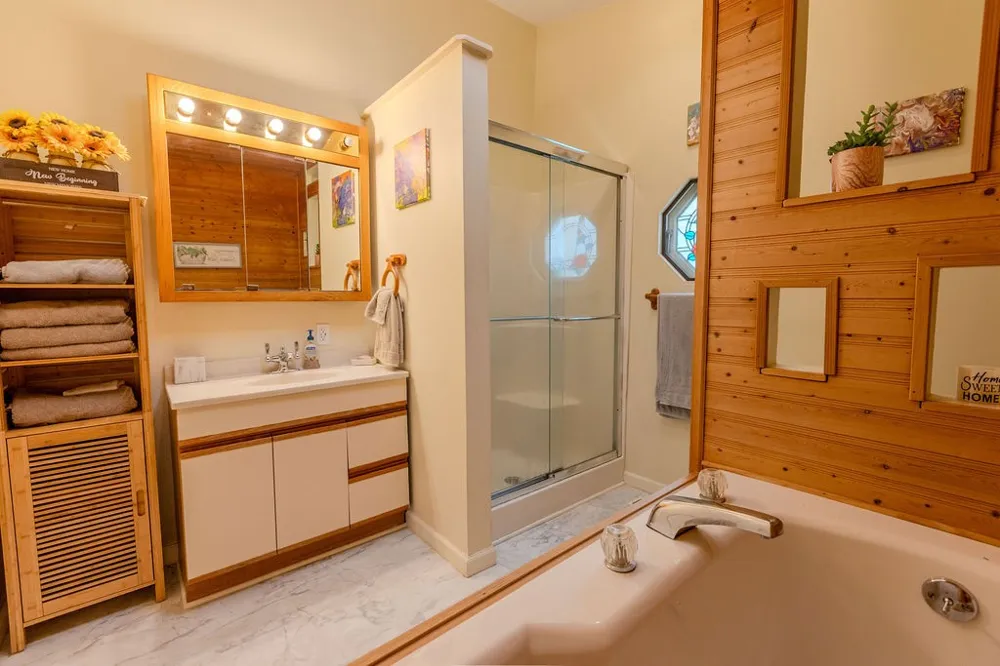 263 River Oaks Drive Sparta, TN 38583