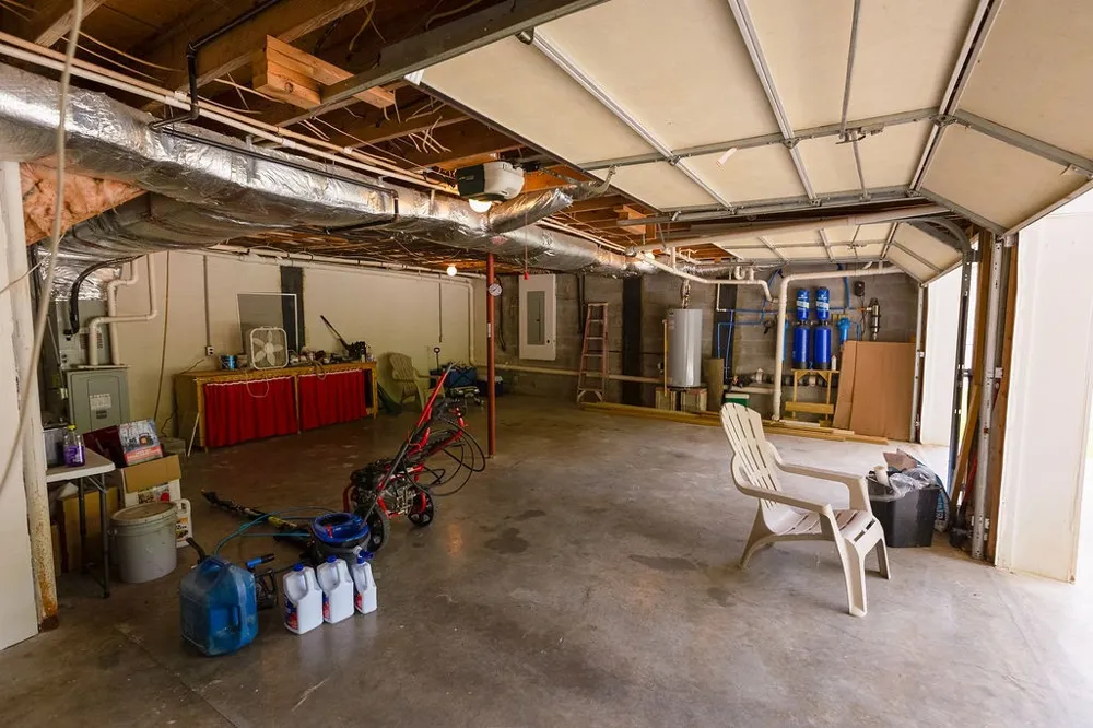 263 River Oaks Drive Sparta, TN 38583
