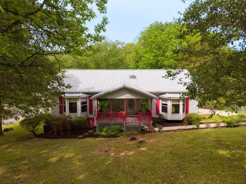 263 River Oaks Drive