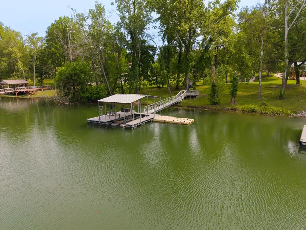 263 River Oaks Drive Sparta, TN 38583