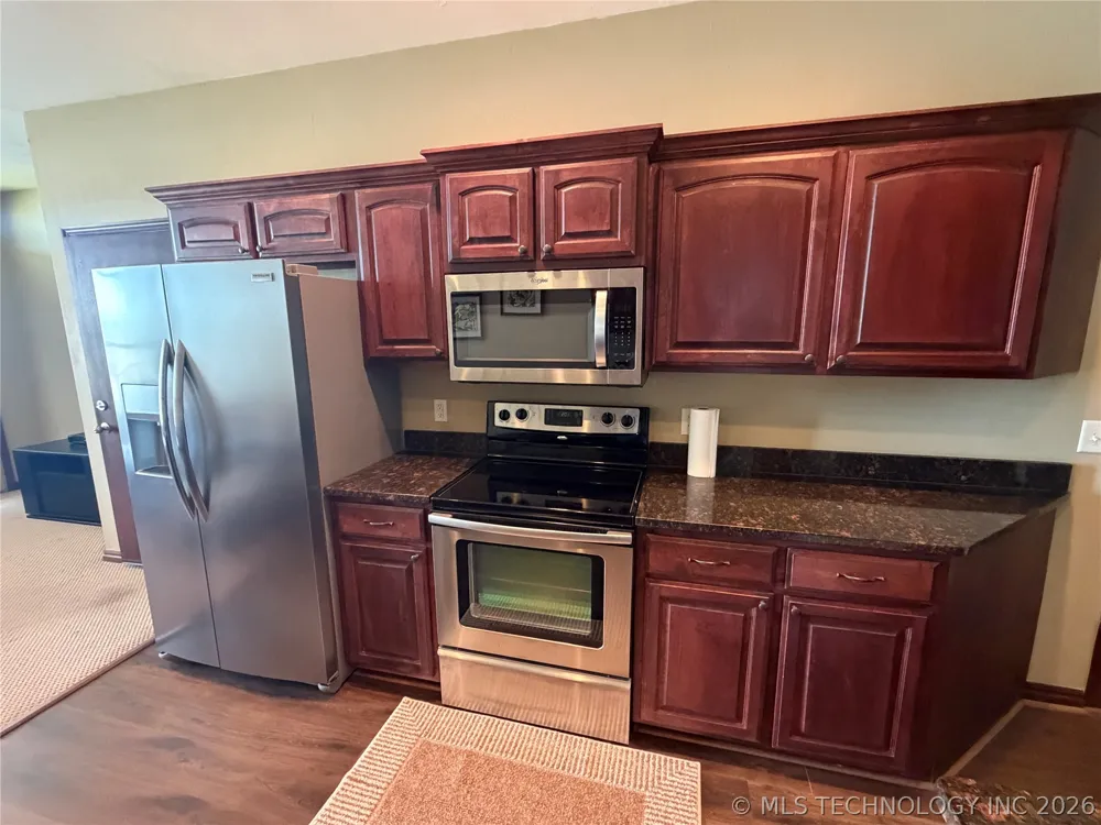 336 Lakeshore #336 Eufaula, OK 74432