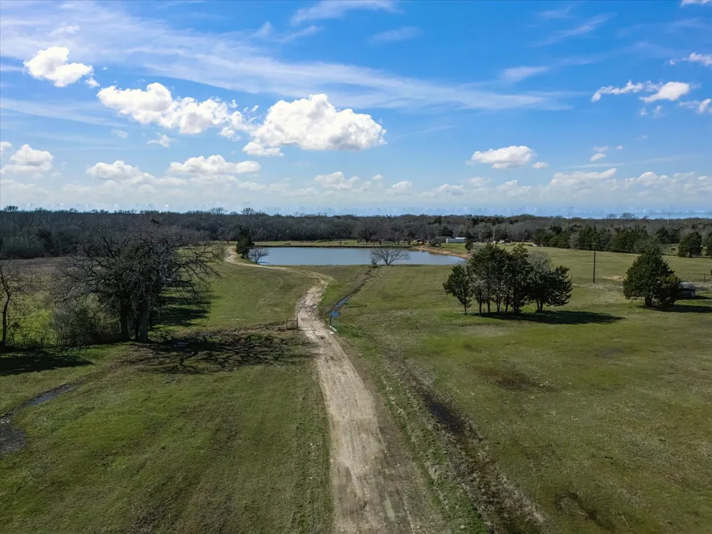 11095 E State Highway 31 Kerens, TX 75144