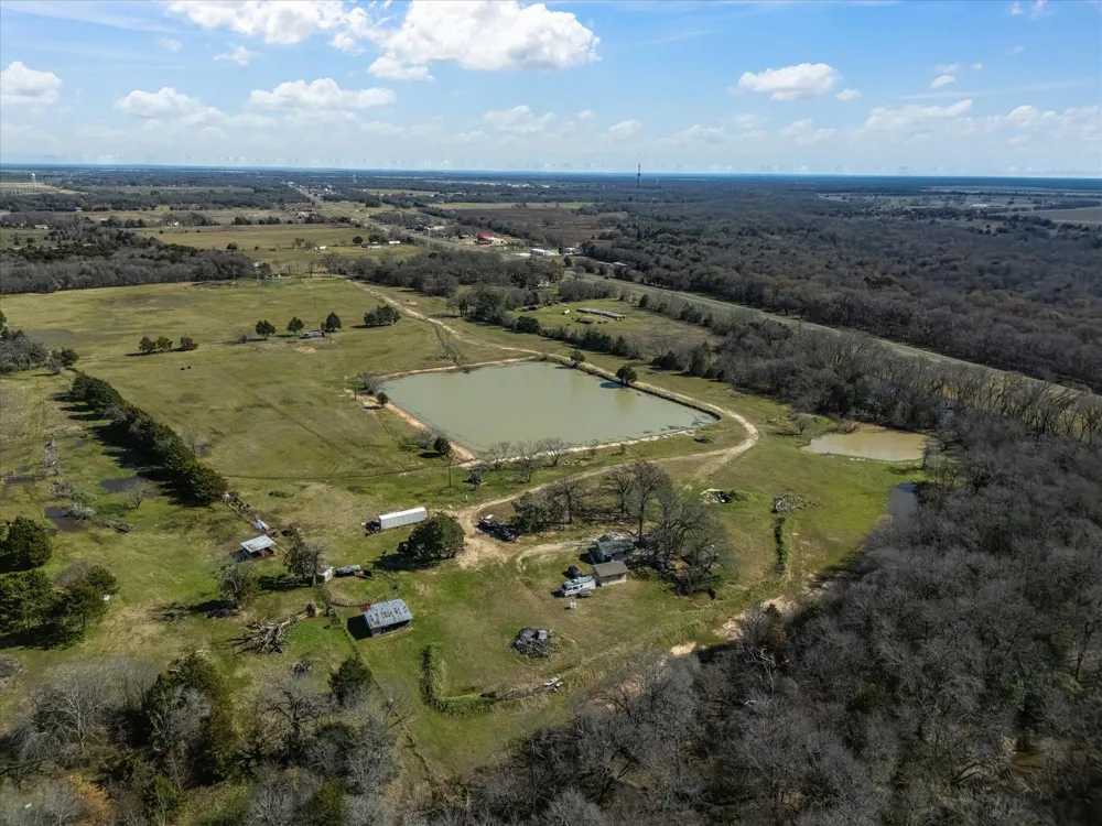 11095 E State Highway 31 Kerens, TX 75144