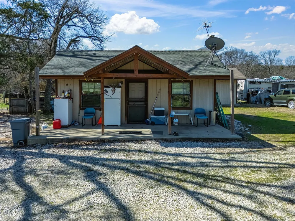 11095 E State Highway 31 Kerens, TX 75144
