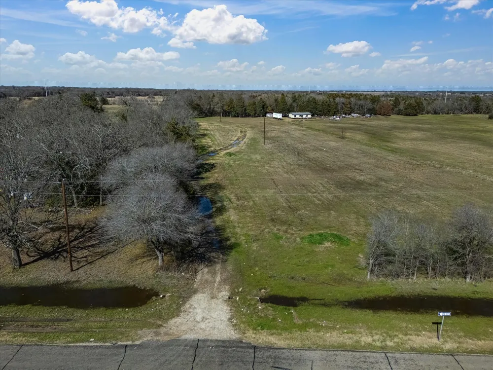 11095 E State Highway 31 Kerens, TX 75144