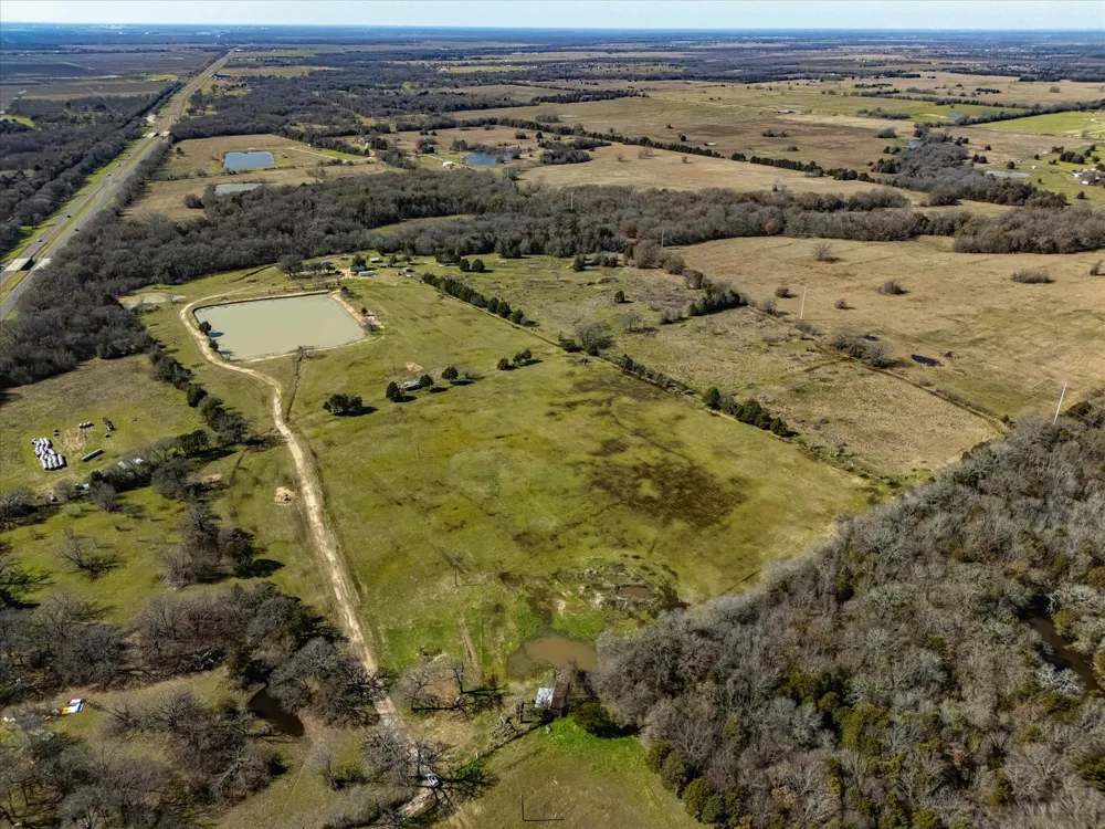 11095 E State Highway 31 Kerens, TX 75144