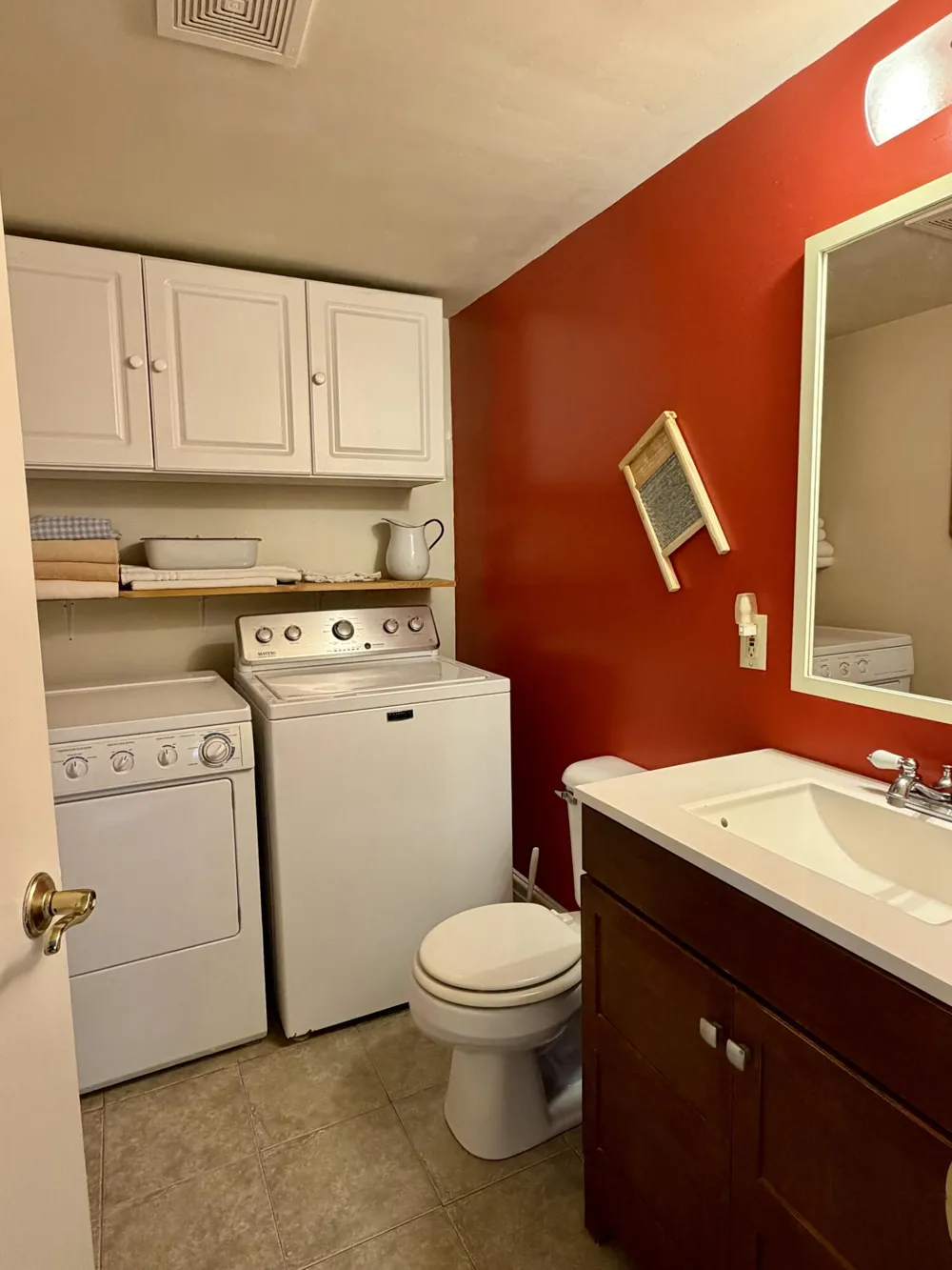 537 W Main Street Fennville City, MI 49408