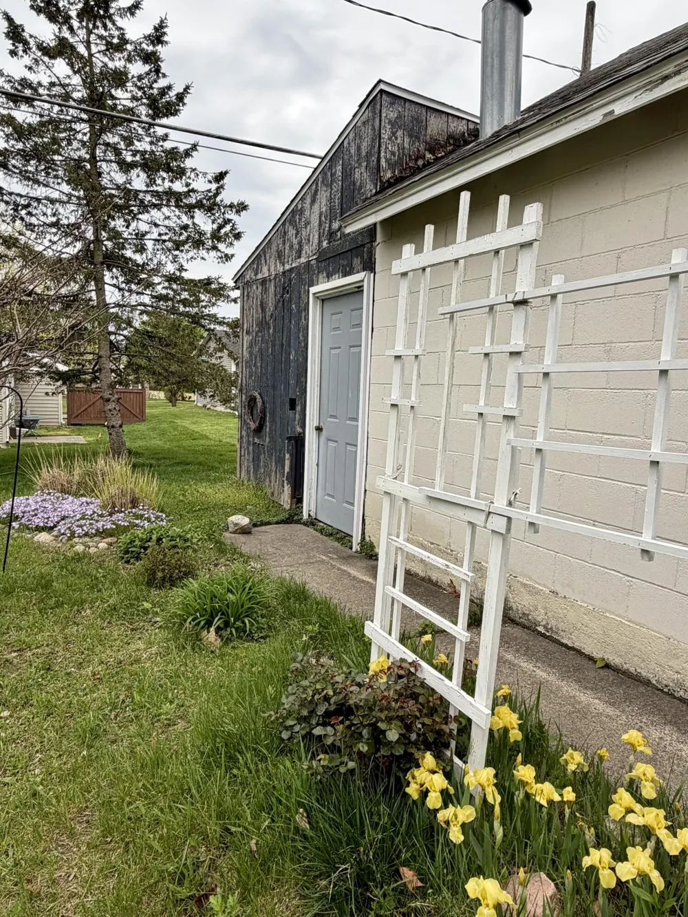 537 W Main Street Fennville City, MI 49408