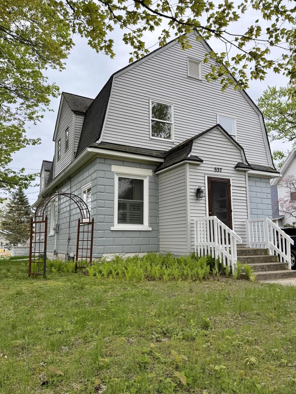 537 W Main Street Fennville City, MI 49408