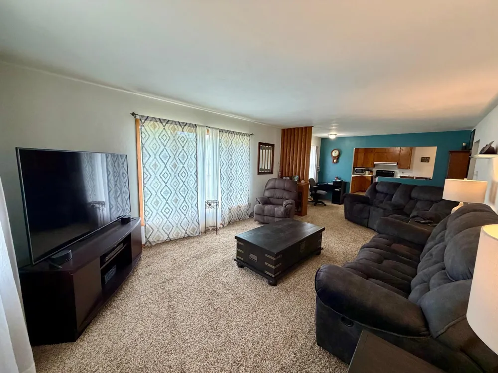 556 Elm Avenue Westbrook, MN 56183