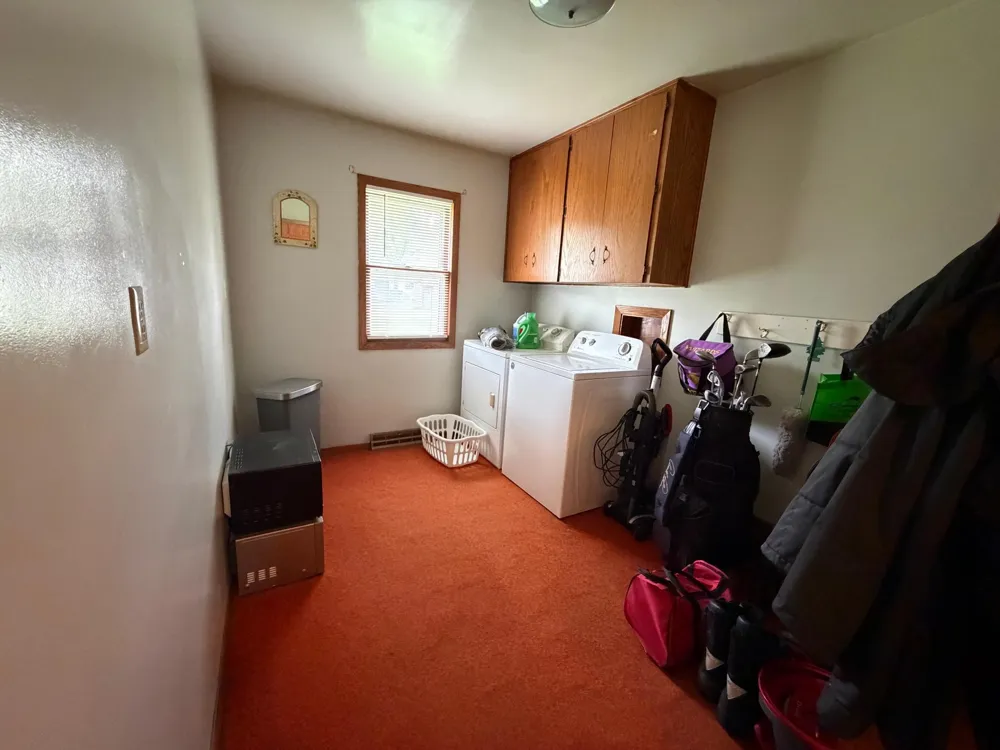 556 Elm Avenue Westbrook, MN 56183
