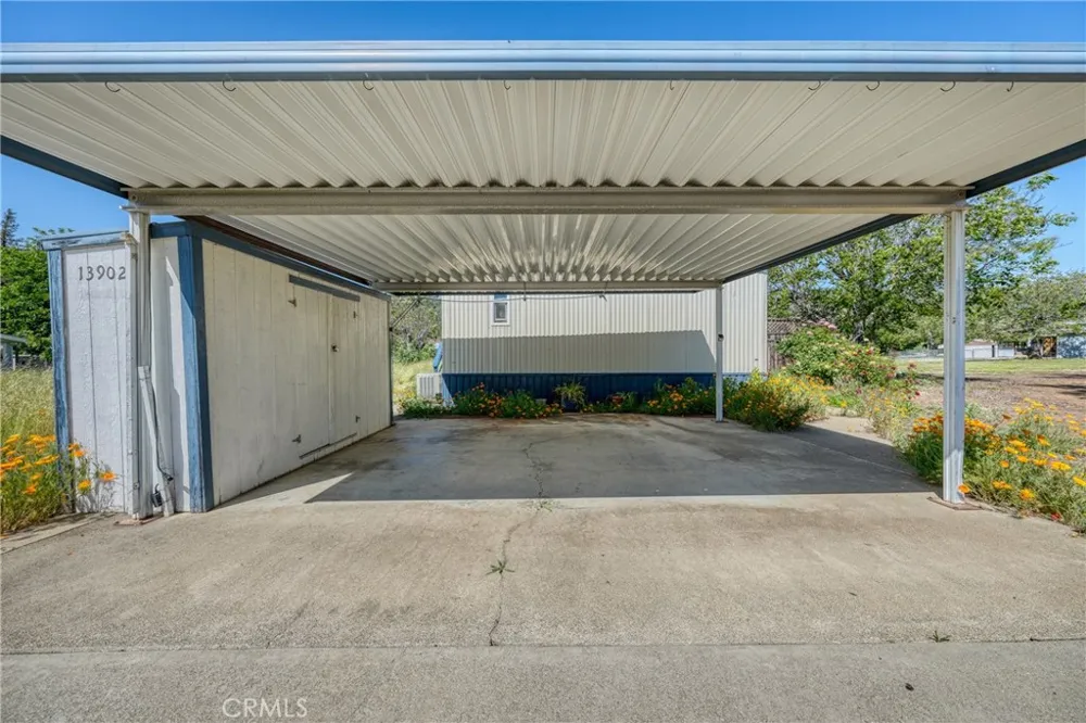 13902 Apple Lane Clearlake Oaks, CA 95423