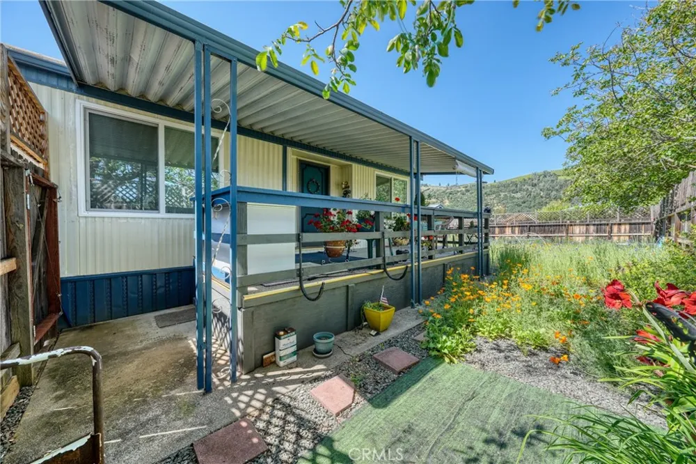 13902 Apple Lane Clearlake Oaks, CA 95423