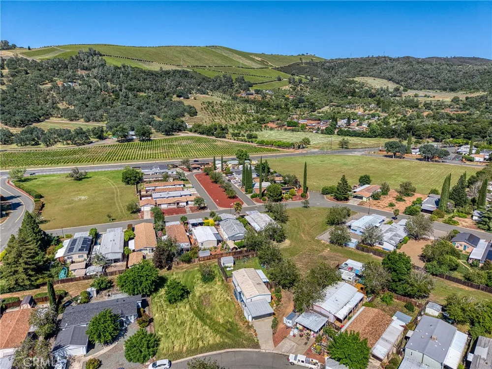 13902 Apple Lane Clearlake Oaks, CA 95423