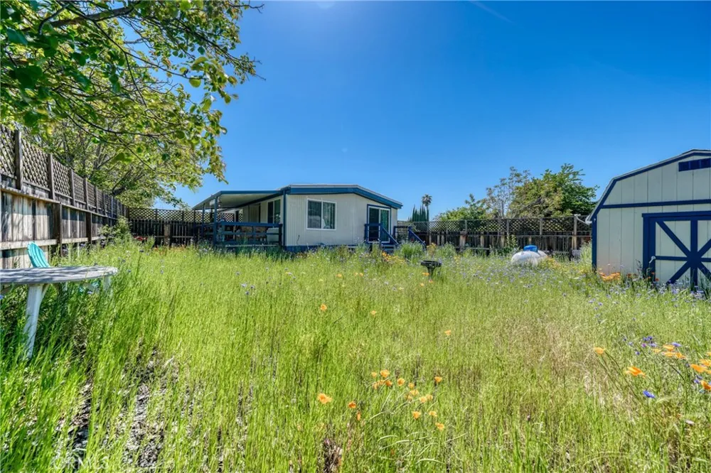 13902 Apple Lane Clearlake Oaks, CA 95423