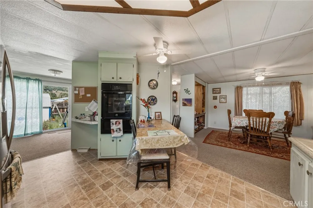 13902 Apple Lane Clearlake Oaks, CA 95423