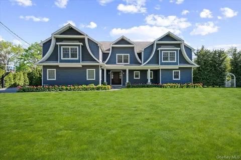 205 Hewlett Neck Road