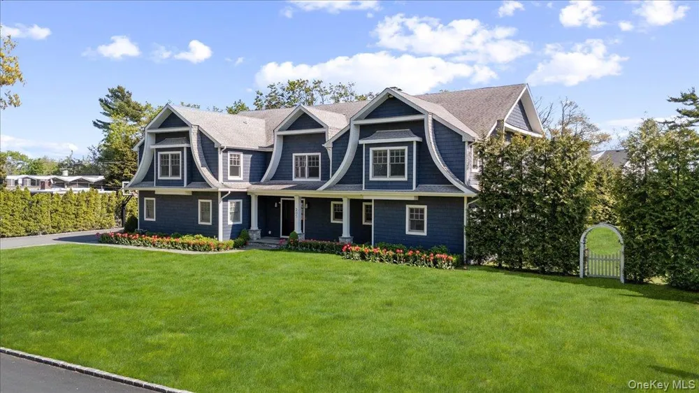205 Hewlett Neck Road Hewlett Neck, NY 11598