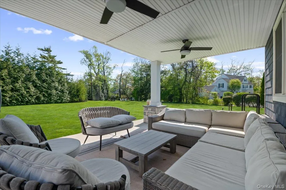 205 Hewlett Neck Road Hewlett Neck, NY 11598