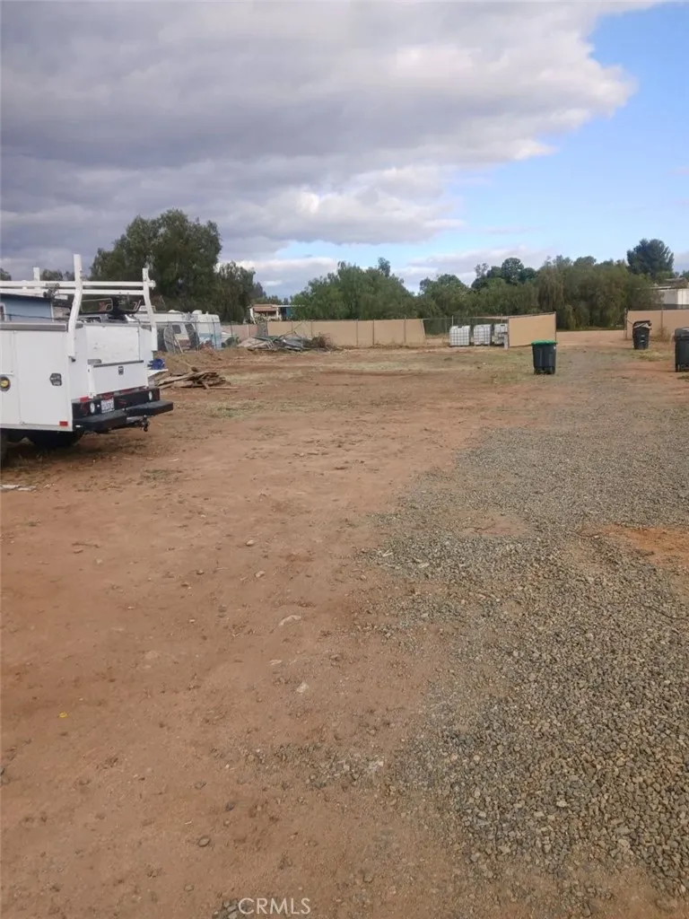 32363 Hallie Wildomar, CA 92595