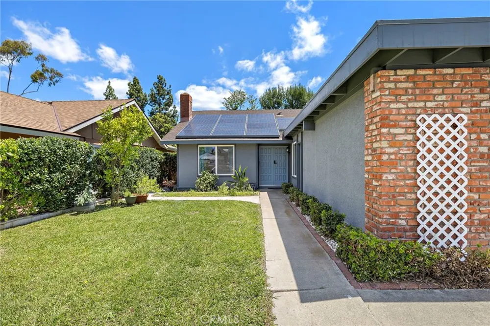 23512 Lipari Laguna Hills, CA 92653
