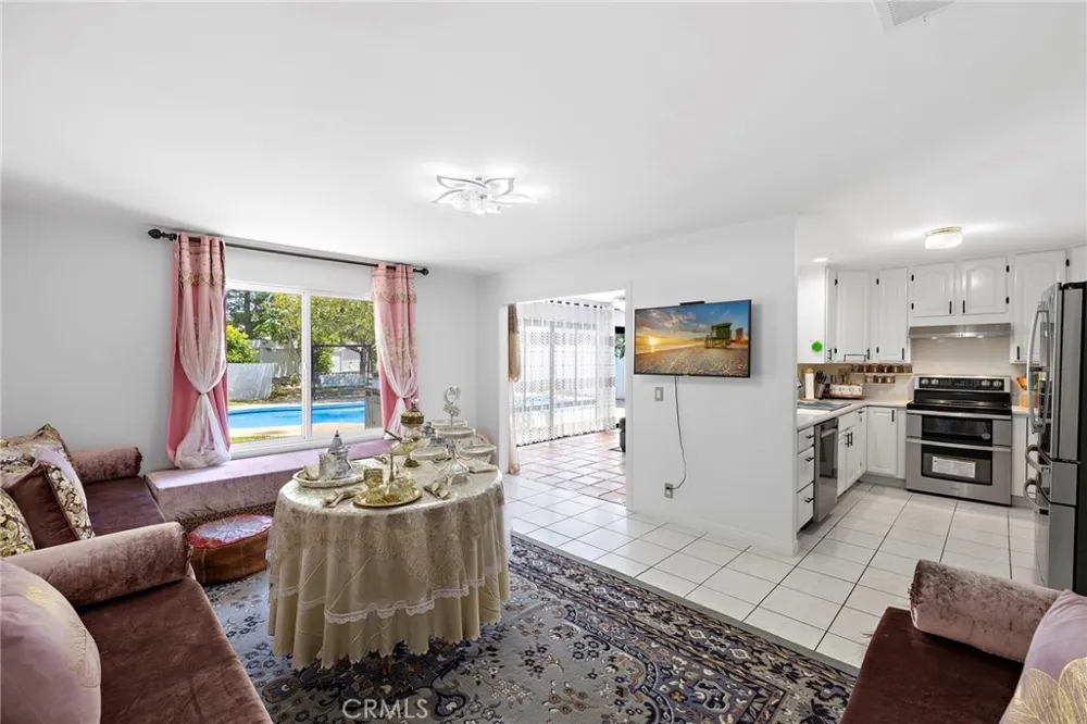 23512 Lipari Laguna Hills, CA 92653