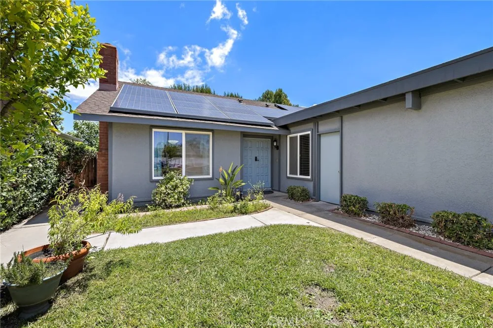 23512 Lipari Laguna Hills, CA 92653