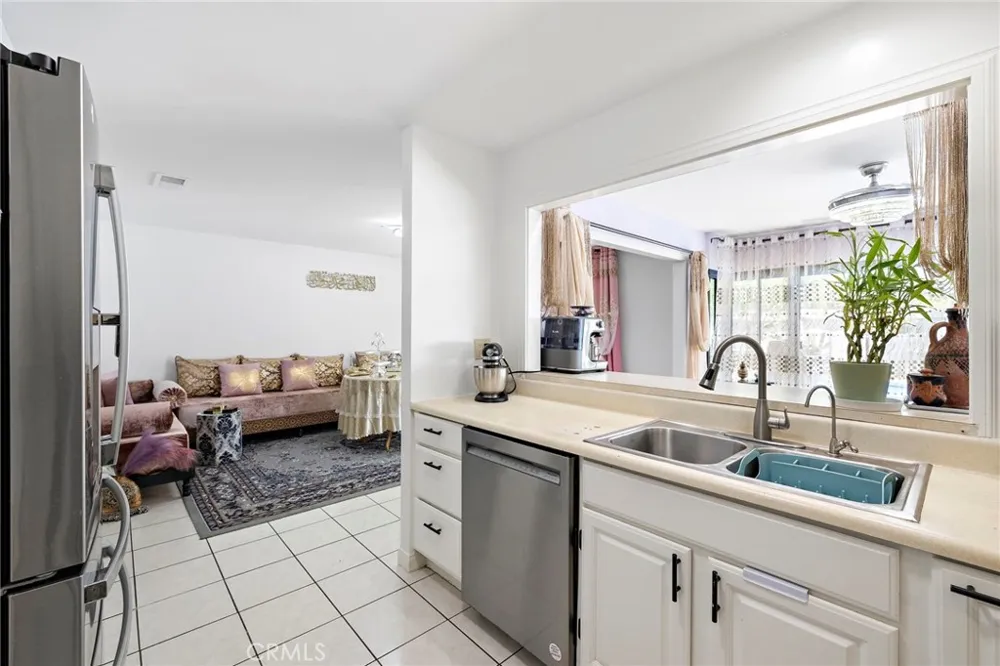 23512 Lipari Laguna Hills, CA 92653