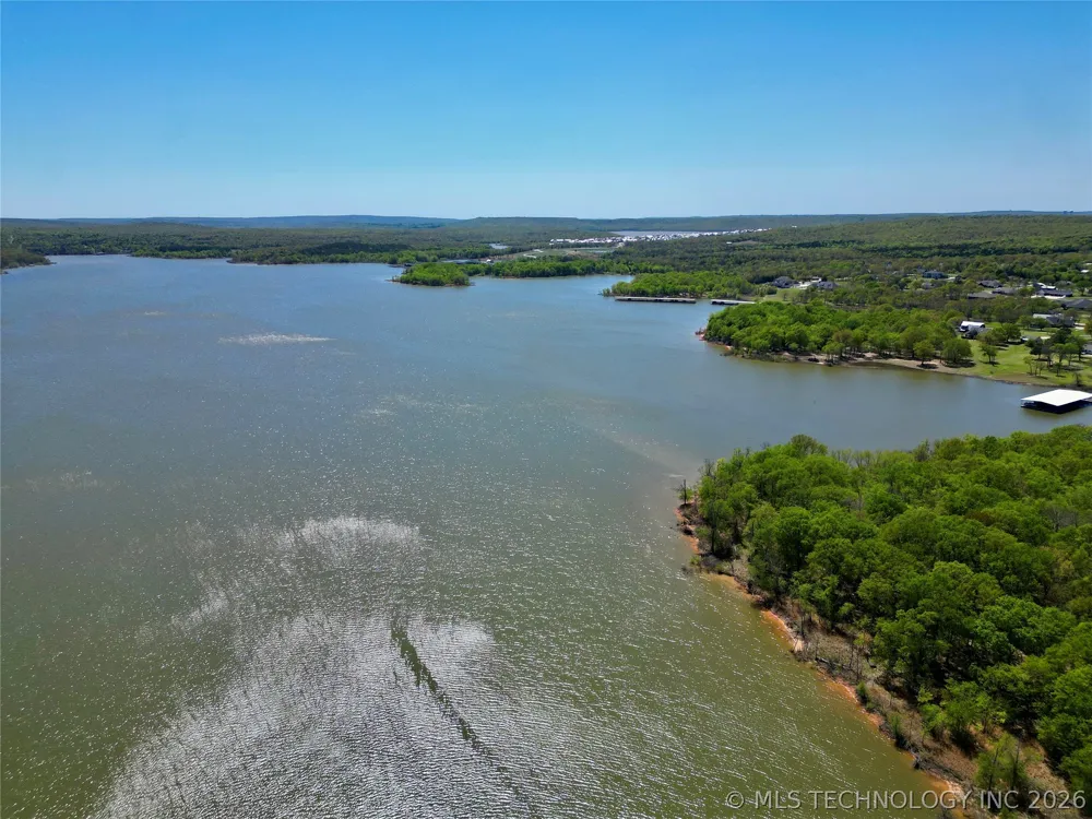 132 Meadowview Eufaula, OK 74432