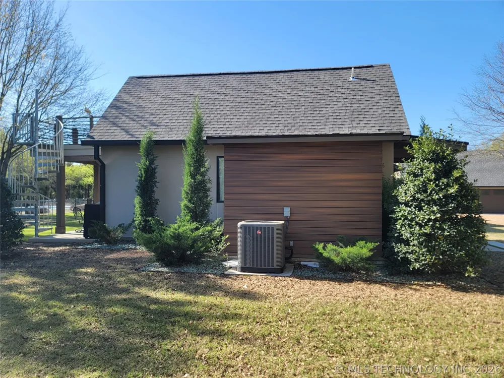 132 Meadowview Eufaula, OK 74432