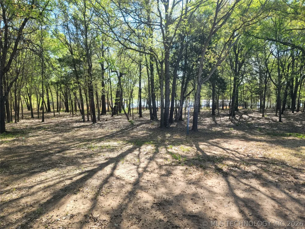 132 Meadowview Eufaula, OK 74432