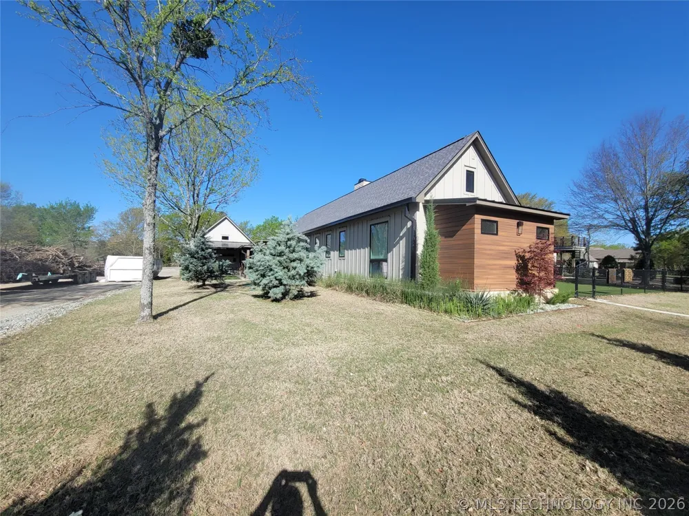 132 Meadowview Eufaula, OK 74432