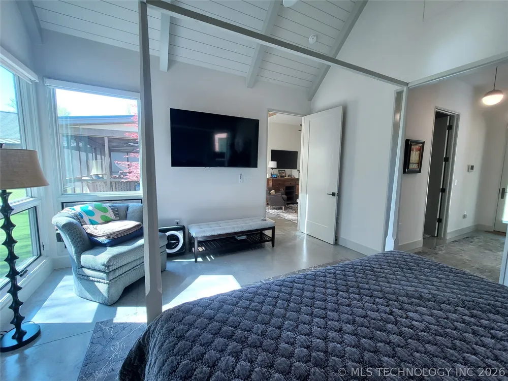 132 Meadowview Eufaula, OK 74432